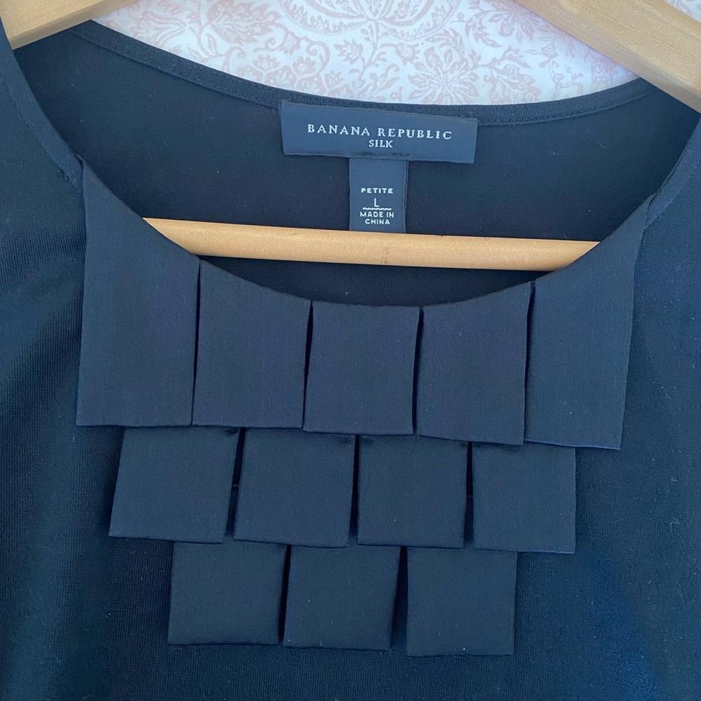 Banana Republic Silks Top